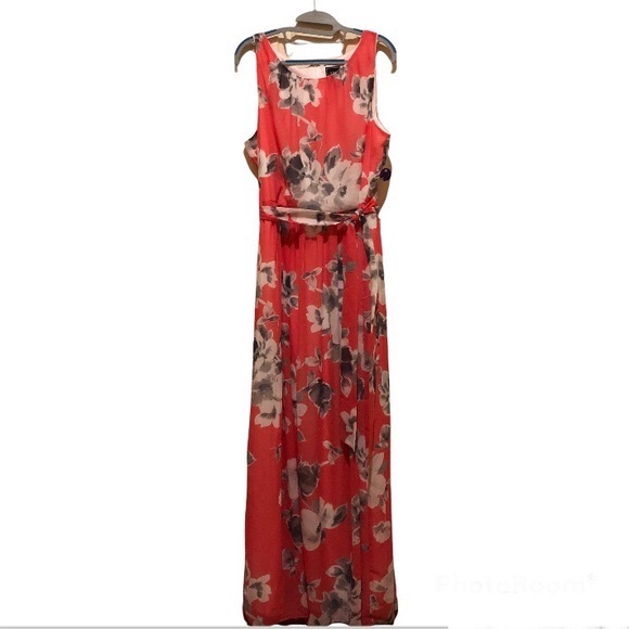 NWOT Floral Sleeveless Maxi Dress Size 16 - Picture 2 of 12
